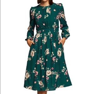Green pleated waist Floral Eliza J Dress Size 4p